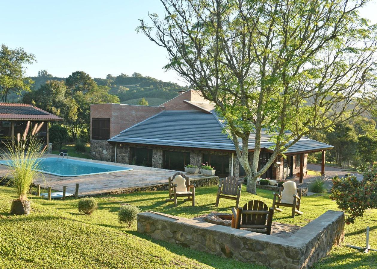 A Estalagem Hospedaria Flores da Cunha Esterno foto